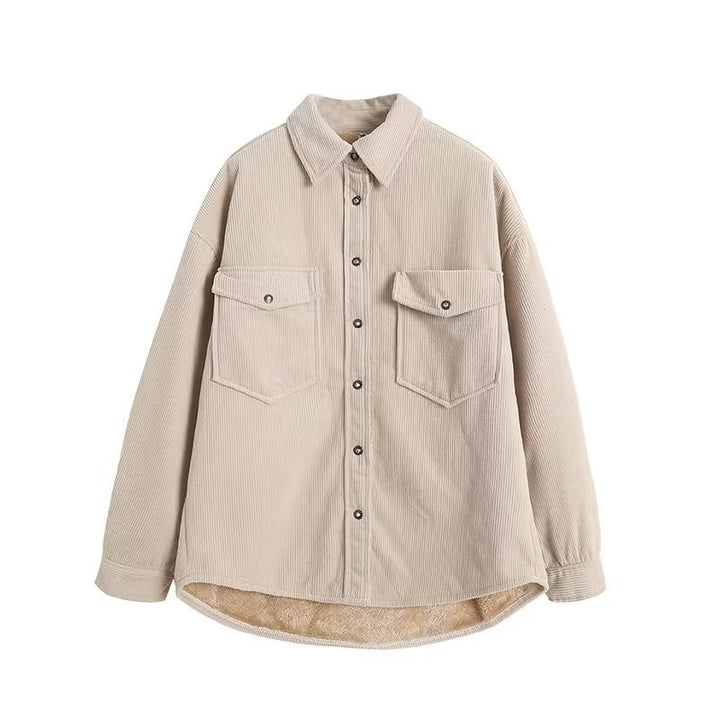 Damen oversized Cordhemdjacke mit wattiertem Teddyfutter, aufgesetzten Pattentaschen und Druckknopfleiste – Célinea