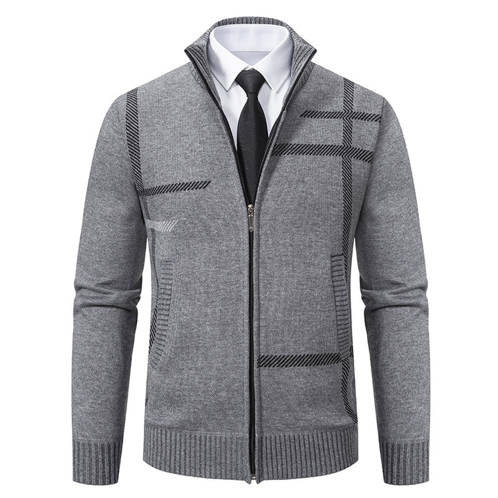 Herren Strickjacke mit modernem Zipper und hohem Kragen Echoarchiv