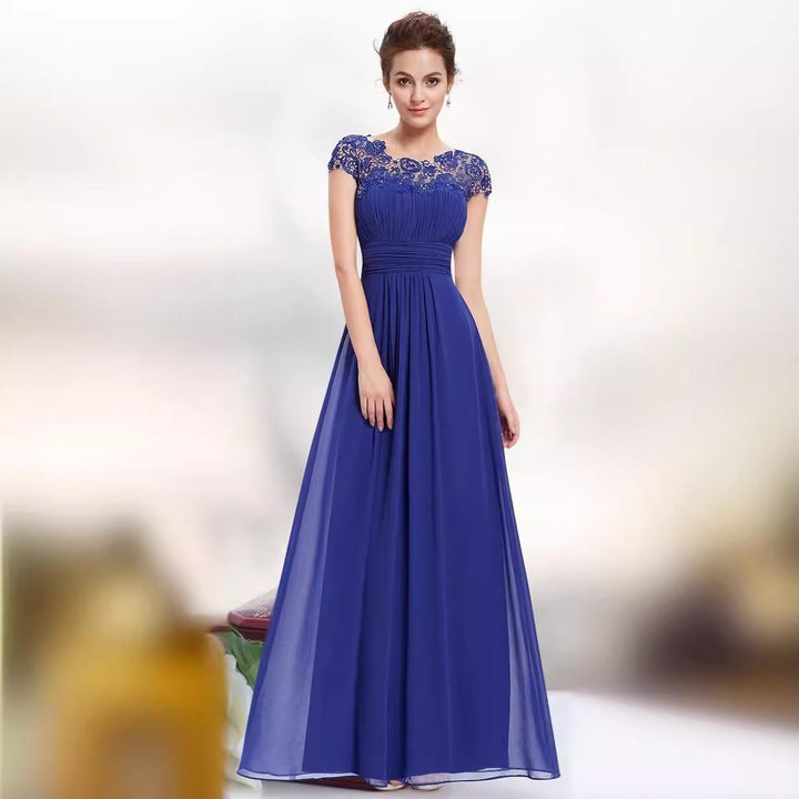Damen Elegantes Maxikleid mit Spitzenoberteil und fließendem Rock Echoarchiv