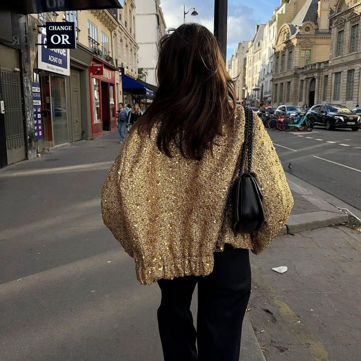 Damen kastige Tweedjacke mit kurzem Stehkragen, verdeckter Front und aufgesetzten Pattentaschen – Célinea
