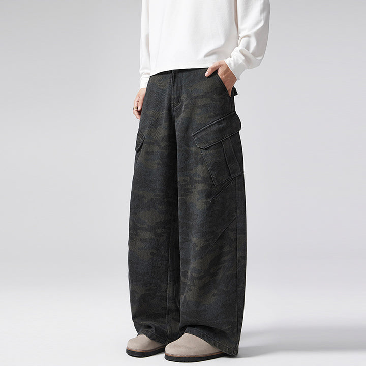 Herren Extraweite Cargohose im Palazzoschnitt aus schwerem Camouflage-Denim Echo Archiv