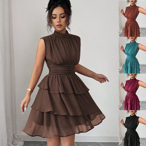 Damen Ärmelloses Chiffon-Stufenkleid mit Stehkragen und taillierter Raffung – Élara