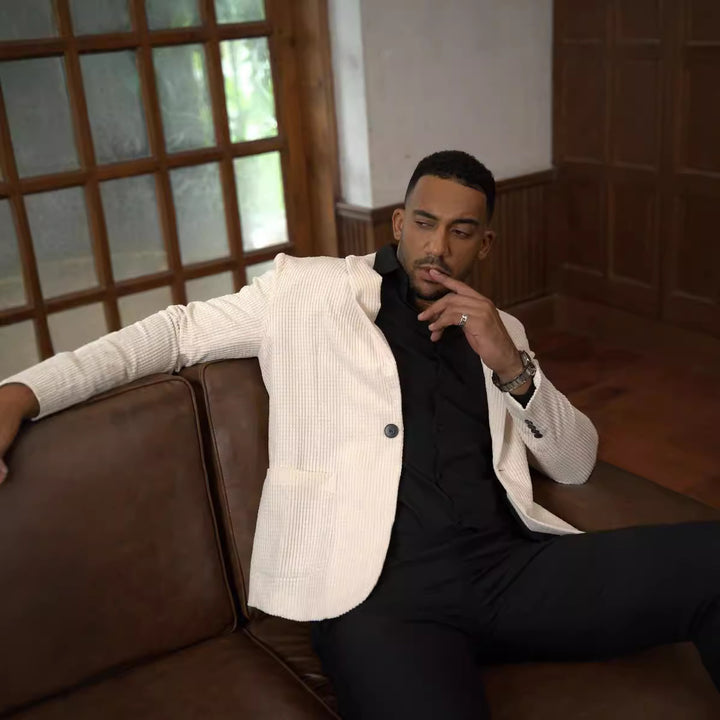 Herren moderner Strukturblazer mit eleganten Details Echoarchiv