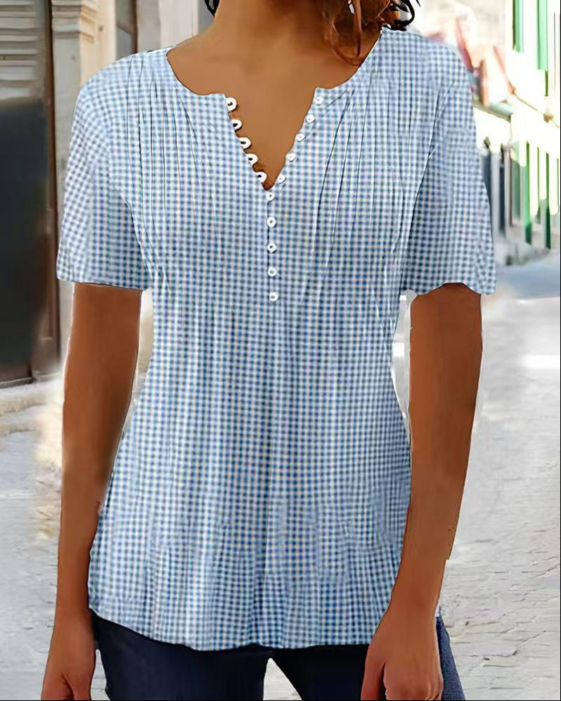 Damen nan leichte Karobluse mit V-Ausschnitt, Zierknopfleiste und Stufenvolant Echo Archiv