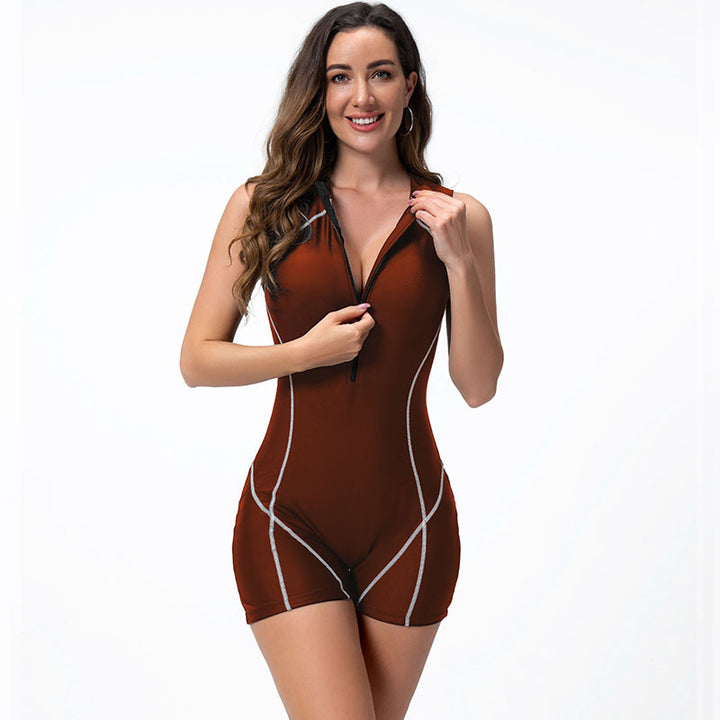 Damen Sportlicher Badeanzug mit hohen Beinausschnitten Echo Archiv