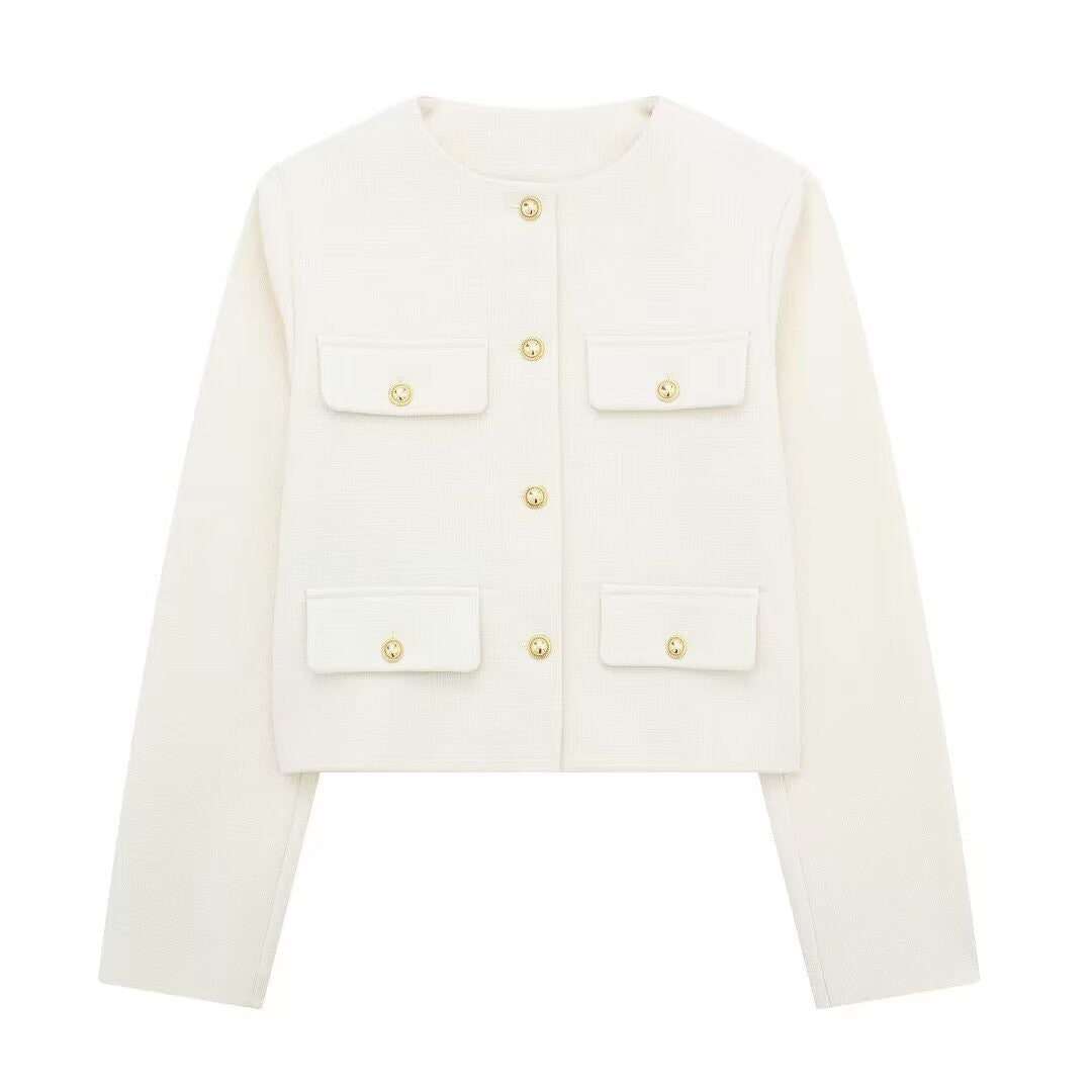 Damen Bouclé-Cropped-Jacke mit vier Pattentaschen und goldenen Schmuckknöpfen Echo Archiv