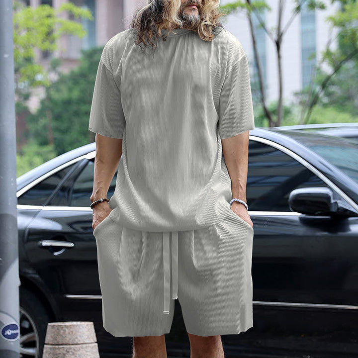 Herren nan modernes geripptes Freizeitset mit weitem Kurzarmshirt und elastischer Tunnelzughose Echo Archiv