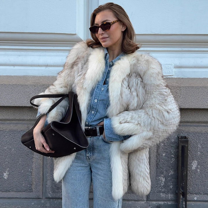 Damen Boxy-Kunstpelzjacke mit strukturierter Shag‑Optik und voluminösem Schalkragen Echoarchiv