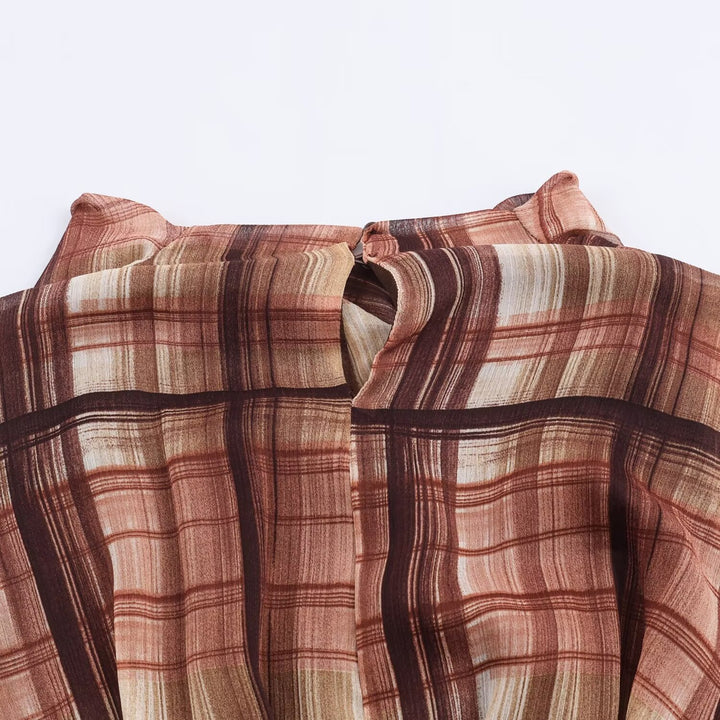 Damen Langarm Kleid im karierten Design mit asymmetrischem Saum und Bindegürtel Echo Archiv