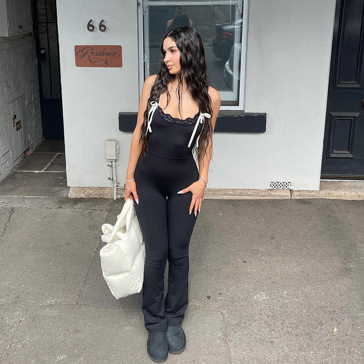 Damen Jumpsuit mit Spitze und verstellbaren Trägern Echo Archiv