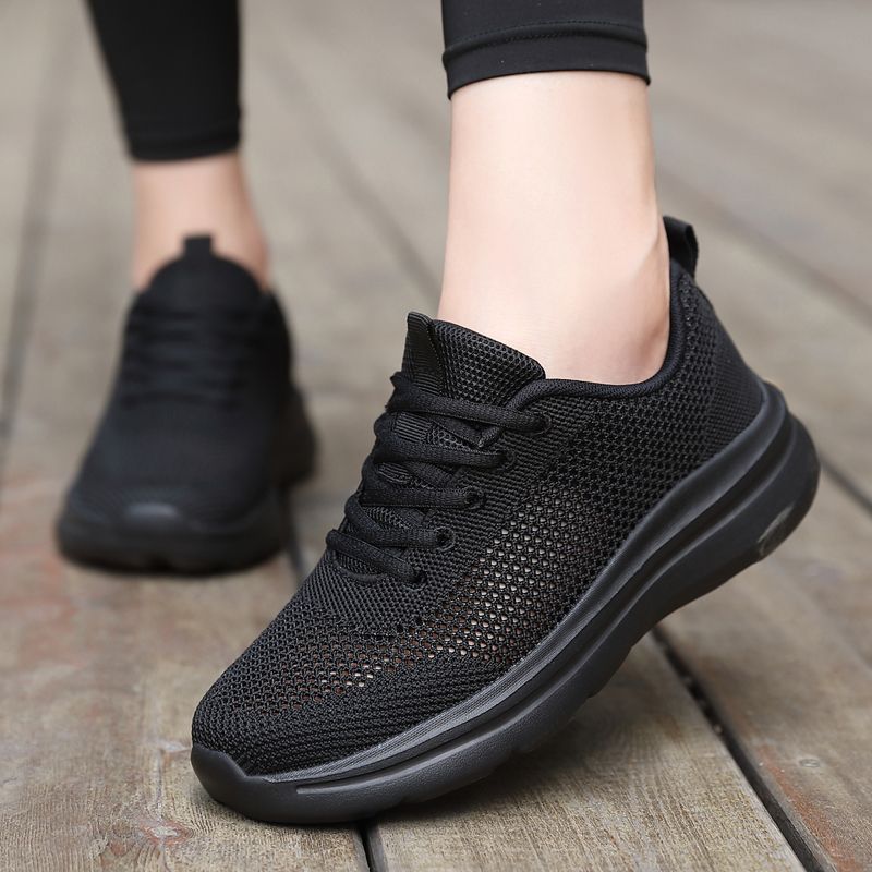 Unisex nan federleichter Mesh-Freizeitschuh mit atmungsaktivem Strukturstrick, ergonomischer Komfortsohle und Zuglasche Echo Archiv
