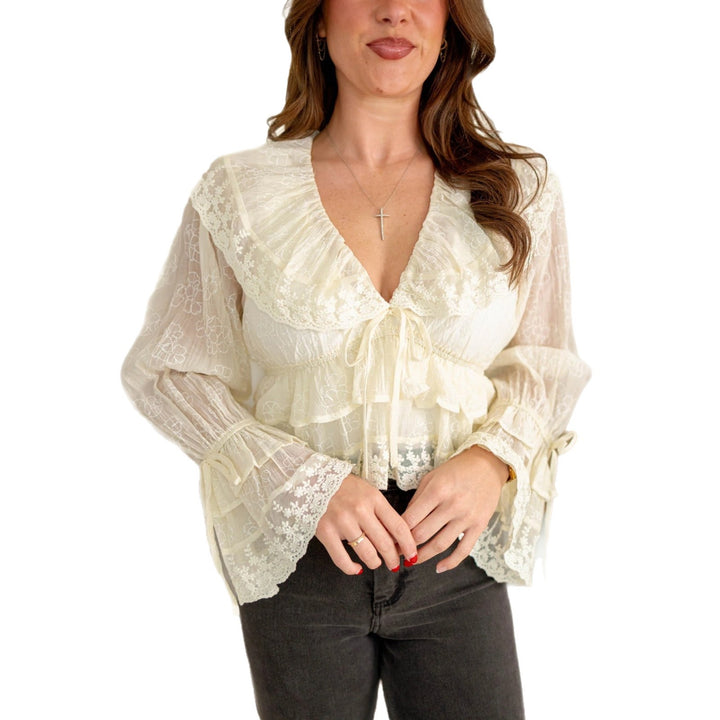 Damen romantische Bluse mit Spitzenverzierungen und Rüschendetails Echo Archiv