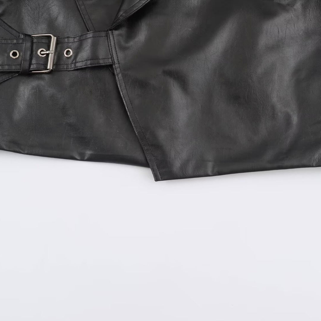 Damen Kurze Oversize-Lederoptikjacke mit weitem Schalkragen und Gürtel Echo Archiv