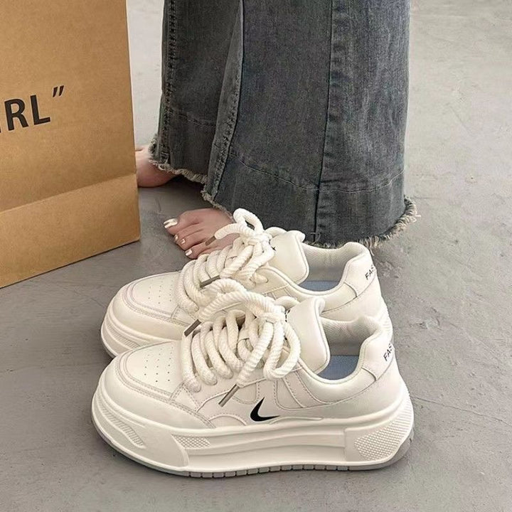 Damen Modische Plateau Sneakers mit dämpfender Sohle und robustem Design Echo Archiv