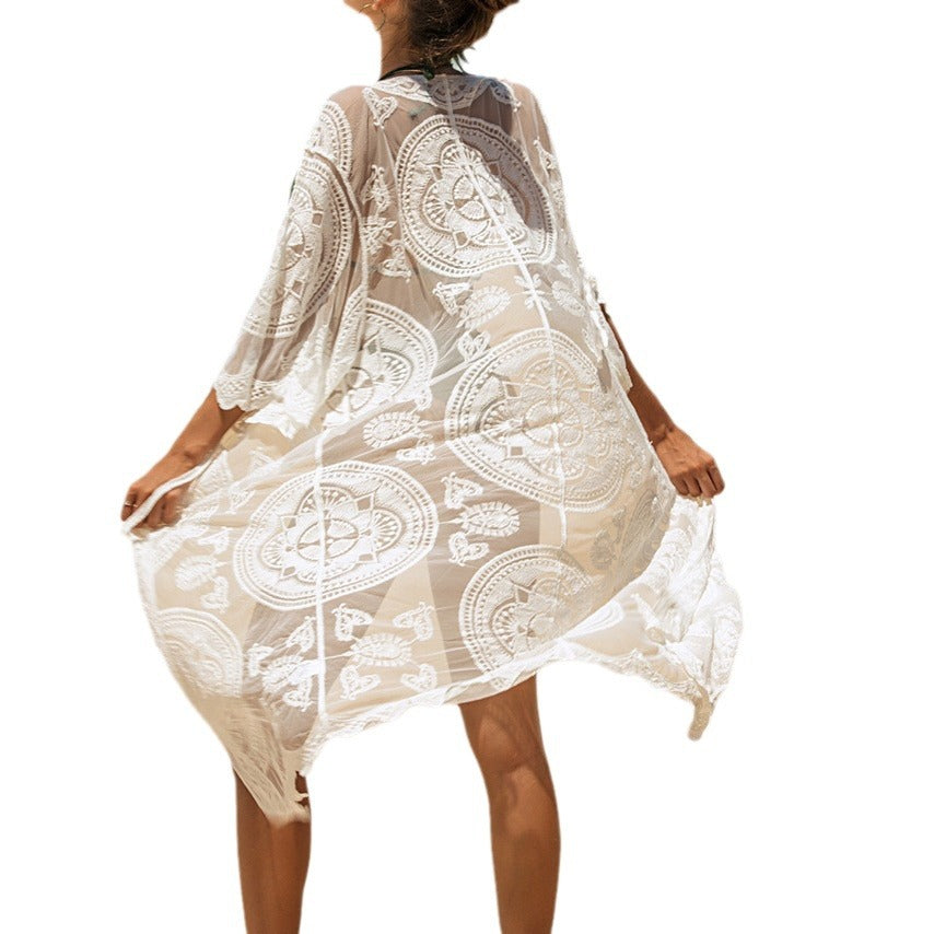 Damen elegante Häkel-Strandtunika mit floralen Details Echo Archiv