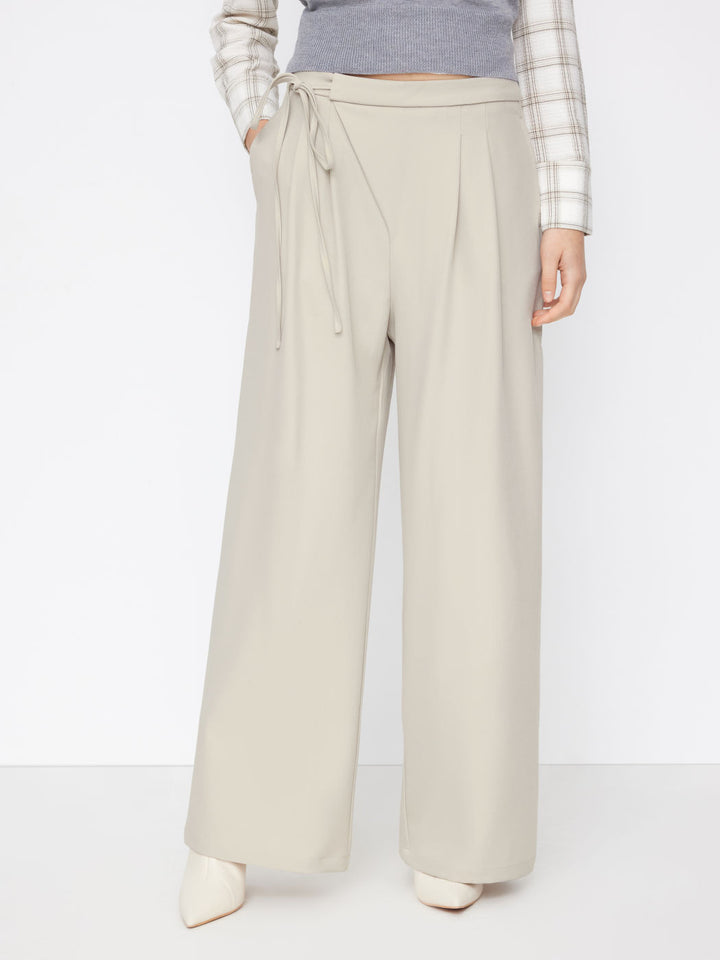 Damen Weite Nadelstreifen-Hose mit Wickel-Taille – Avélisse