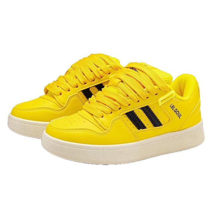 Damen Sportliche Sneakers im Retro-Look mit farblichen Akzenten Echo Archiv