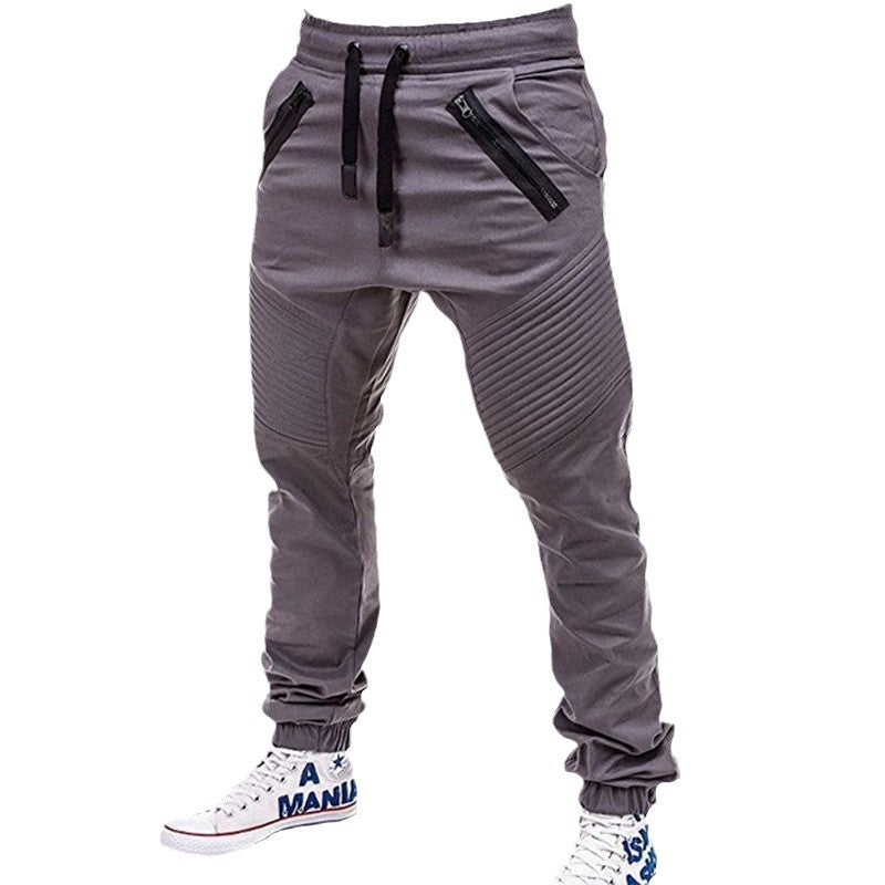 Herren Cargo-Hose mit Reißverschlusstaschen und Rippstrickdetails Echoarchiv