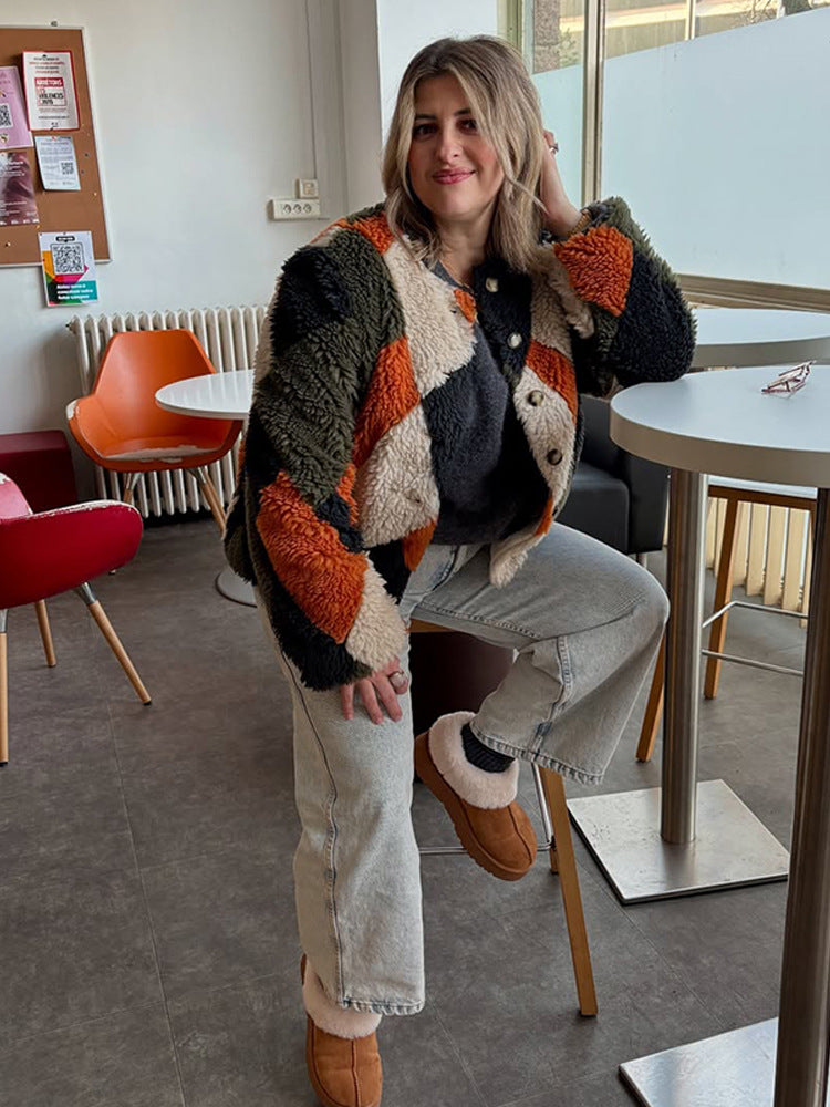 Damen Kurz geschnittene Patchwork‑Teddyjacke mit strukturierter Schlingenfaser und Druckknopfleiste Echoarchiv