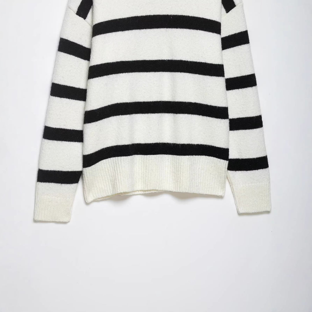Damen Gestreifter Oversize-Pullover mit Polokragen und tiefem V-Ausschnitt Echoarchiv