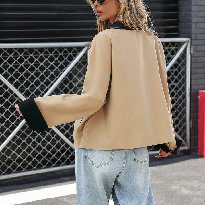 Damen Modische Oversized Jacke mit farblich abgesetztem Kragen Echo Archiv