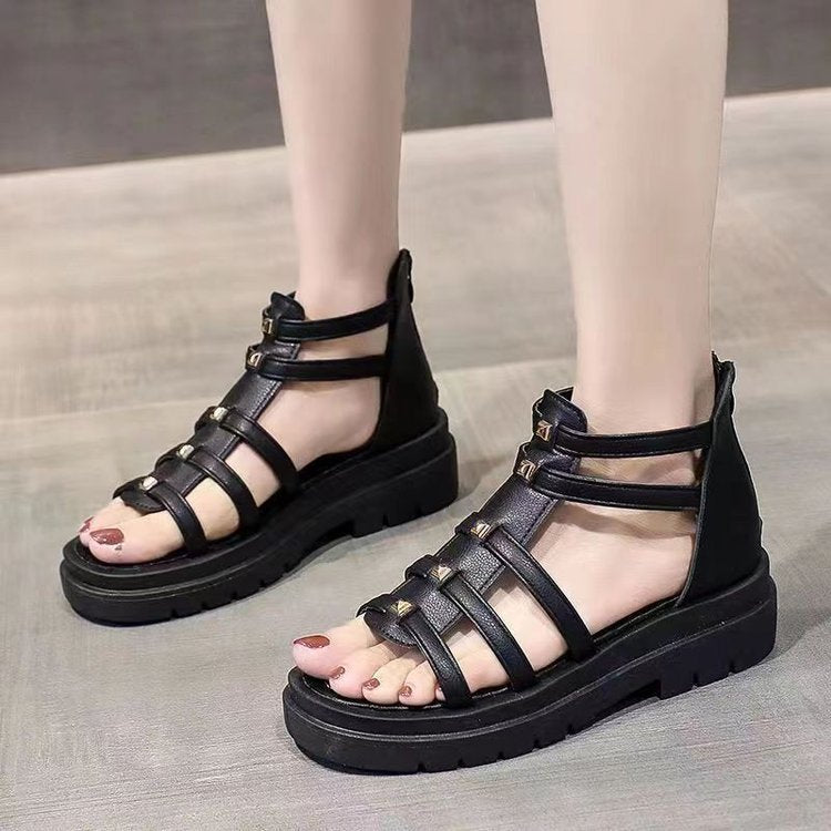 Damen nan gladiatorische Plateausandalette mit gepolstertem Komfortfußbett, profilierter Plateausohle und Rückreißverschluss Echo Archiv