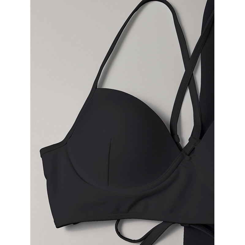 Damen Bikiniset mit elegantem Wickelrock Echo Archiv
