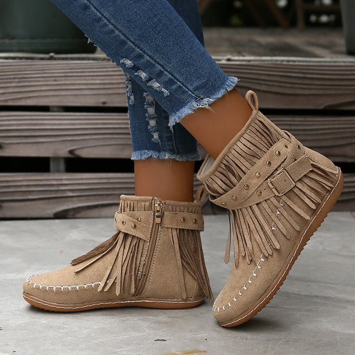 Damen Mokassin-Shortboots mit Fransen, Ziergürtel und handgenähter Mokassinnaht – Varelle