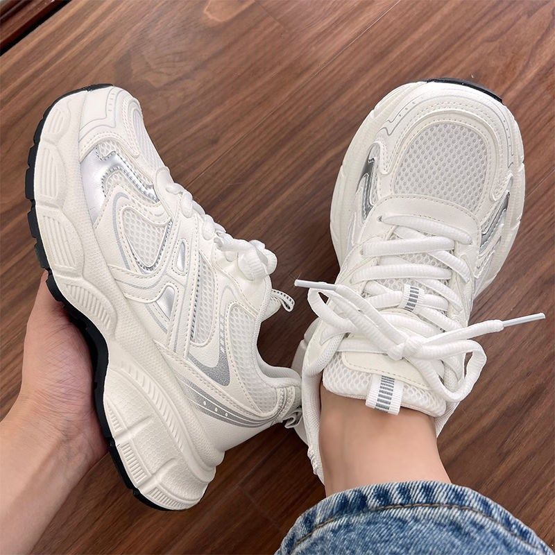 Damen Sportliche Sneakers mit atmungsaktivem Obermaterial und dämpfender Sohle Echo Archiv