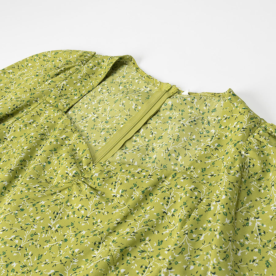 Damen Midikleid mit Herzausschnitt, gerafften Ballonärmeln und A‑Linien‑Silhouette Echo Archiv