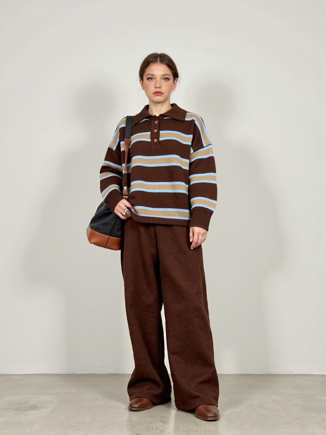 Damen Gestreifter Oversize-Strickpullover mit Polokragen und Rippbündchen Echoarchiv
