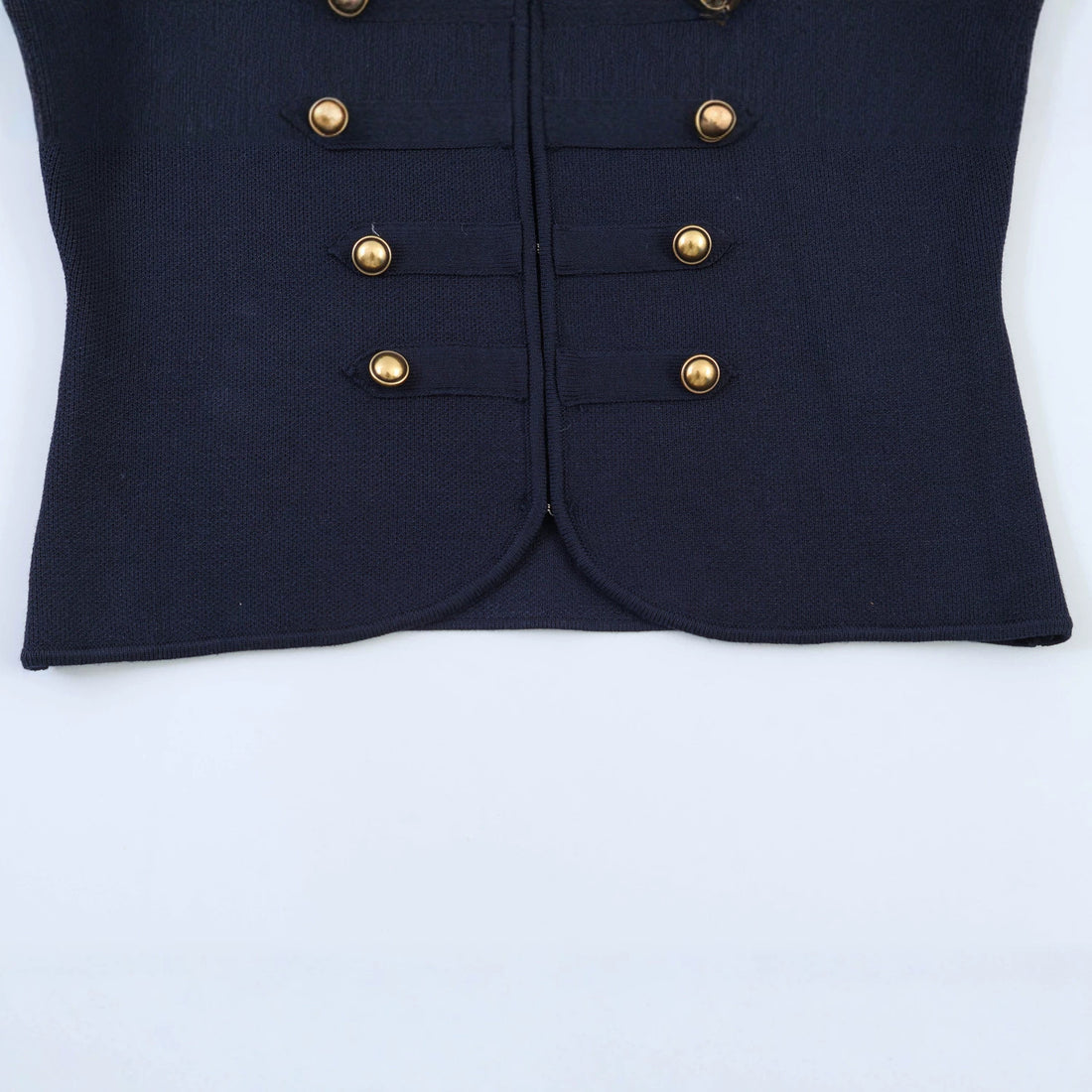 Damen Militärisch inspirierte Kurzjacke mit goldener Zierknopfleiste Echo Archiv