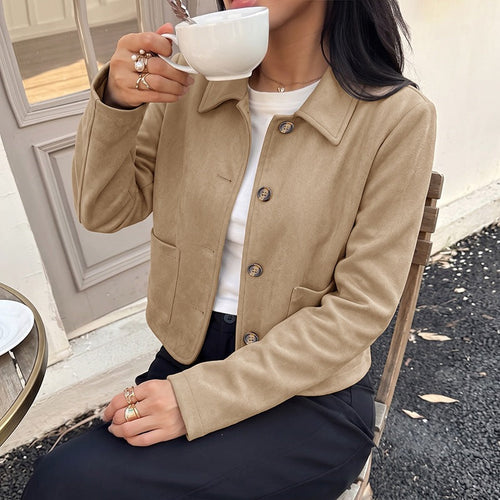 Damen Kurzjacke aus Wildleder‑Optik mit Hemdkragen und aufgesetzten Taschen Echoarchiv