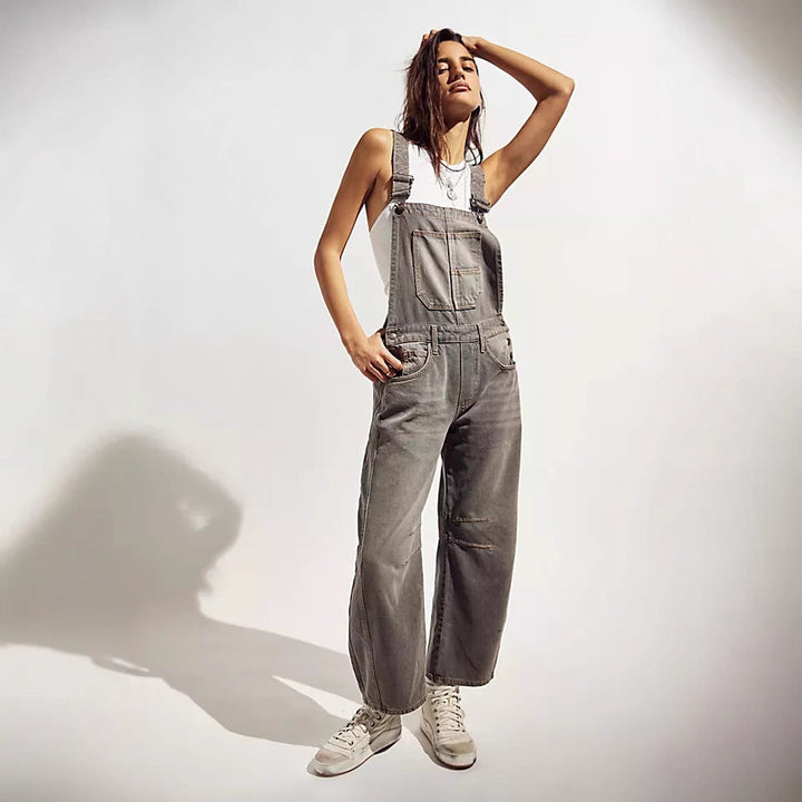 Damen lässige Denim-Latzhose im Echoarchivrnen Schnitt mit verstellbaren Trägern Echoarchiv