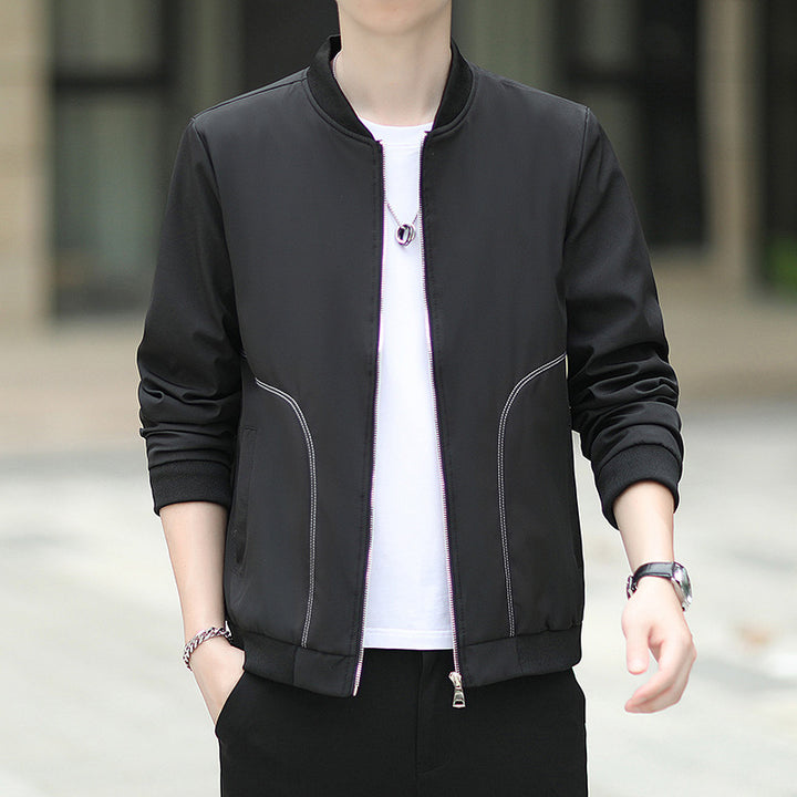Herren leichter Nylon-Bomber mit minimalistischem Design und gerippten Bündchen Echoarchiv