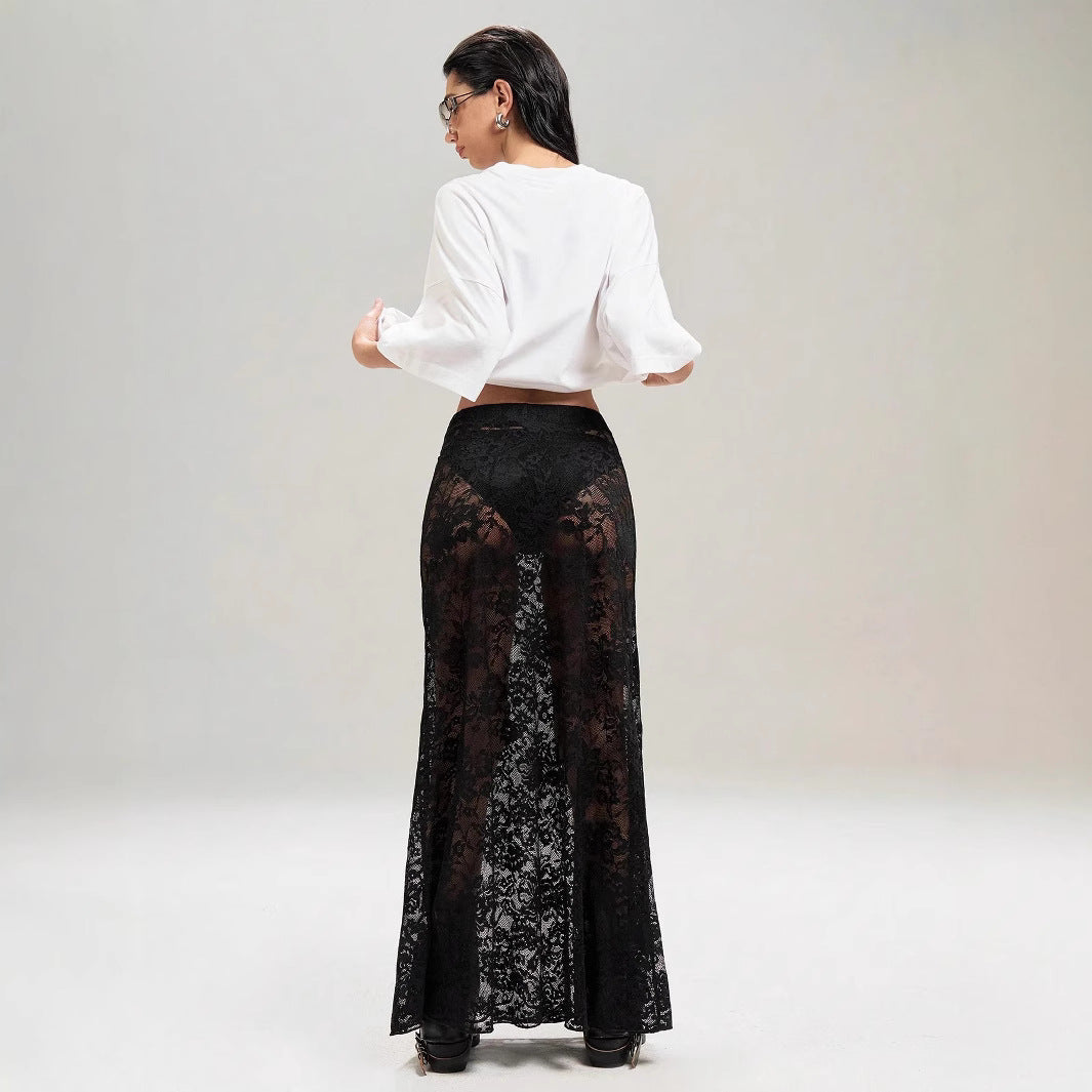 Damen nan weites Baumwollshirt und langer transparenter Spitzenrock Echo Archiv
