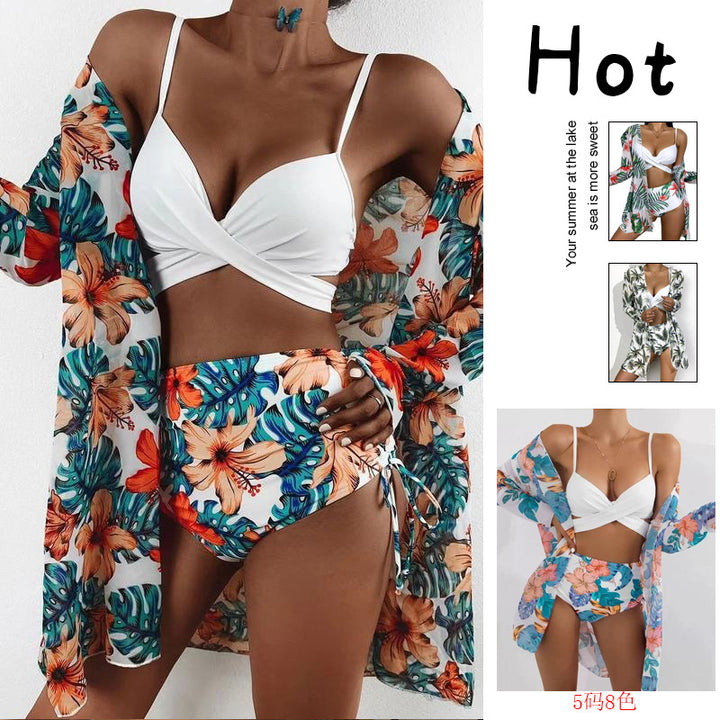 Damen Bikiniset mit floralem Kimono und hoch geschnittenem Oberteil Echo Archiv