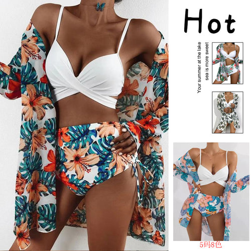 Damen Bikiniset mit floralem Kimono und hoch geschnittenem Oberteil Echo Archiv