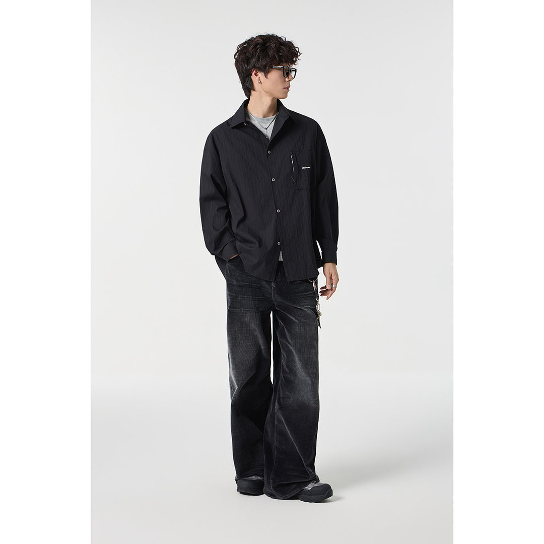 Unisex Oversize Hemdjacke mit strukturierter Rippenoptik und aufgesetzter Brusttasche Echoarchiv