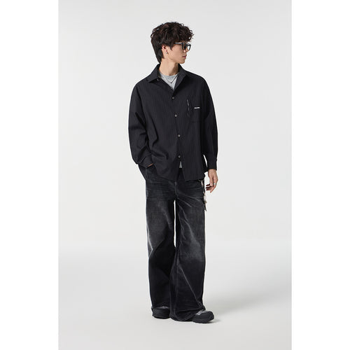Unisex Oversize Hemdjacke mit strukturierter Rippenoptik und aufgesetzter Brusttasche Echoarchiv