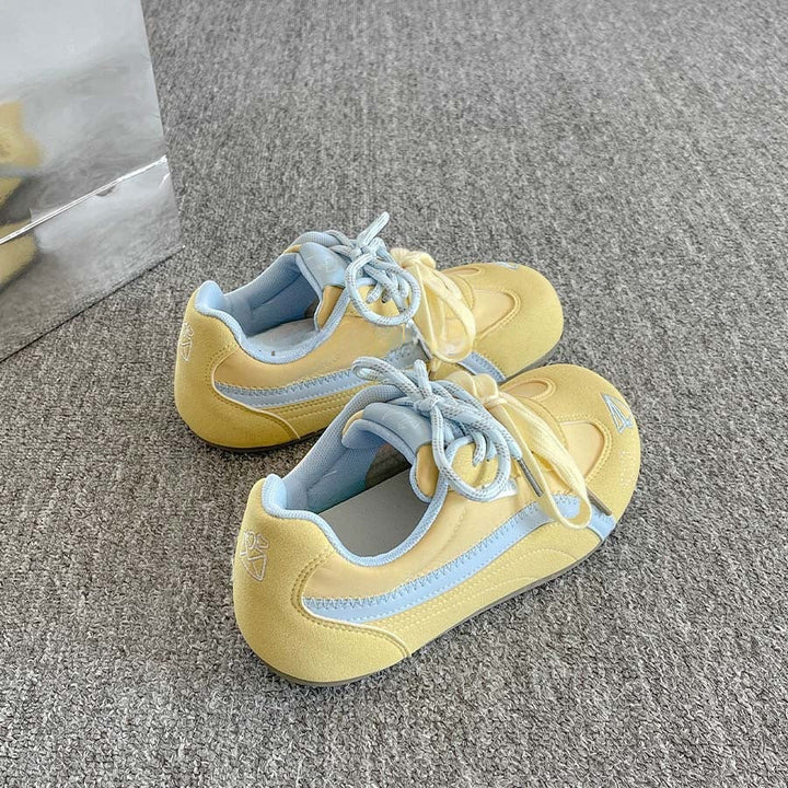Damen Sportliche Sneakers mit innovativer Schnürung und farbenfrohem Design Echo Archiv