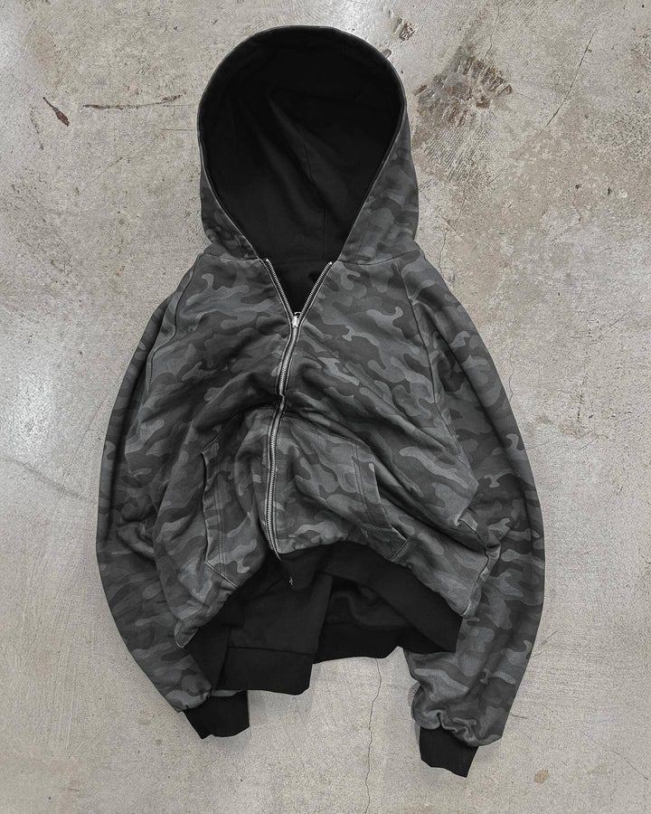 Unisex Kapuzen-Sweatjacke mit Kunstfellfutter, verkürztem Schnitt und Kreuz-Reißverschluss Echo Archiv