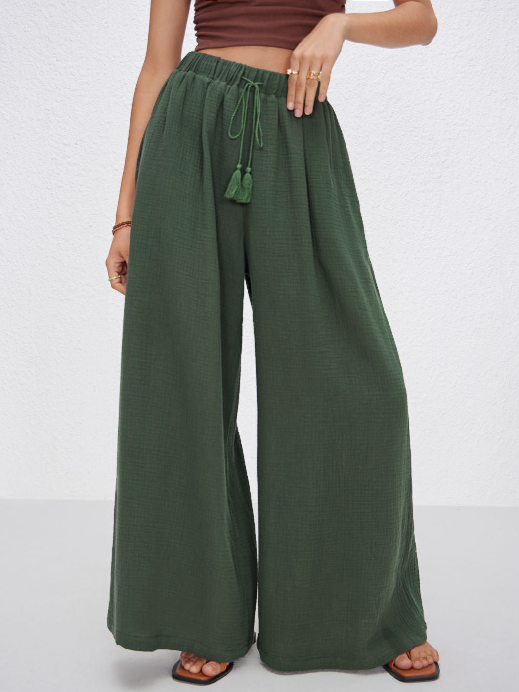 Damen weite Sommerhose im lässigen Boho-Stil mit elastischem Bund und seitlichen Taschen Echo Archiv