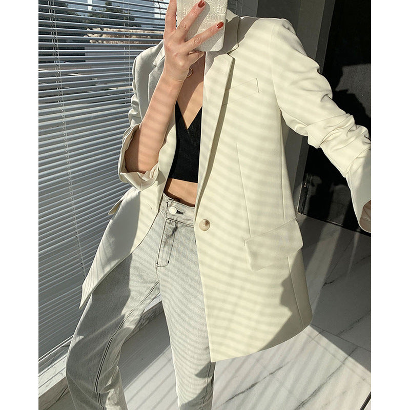 Damen Oversized Blazer im minimalistischen Design Echoarchiv