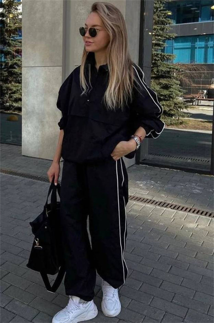 Damen leichtes Half-Zip Windbreaker-Oberteil mit Kängurutasche, elastischen Bündchen und seitlicher Paspel – Auréline