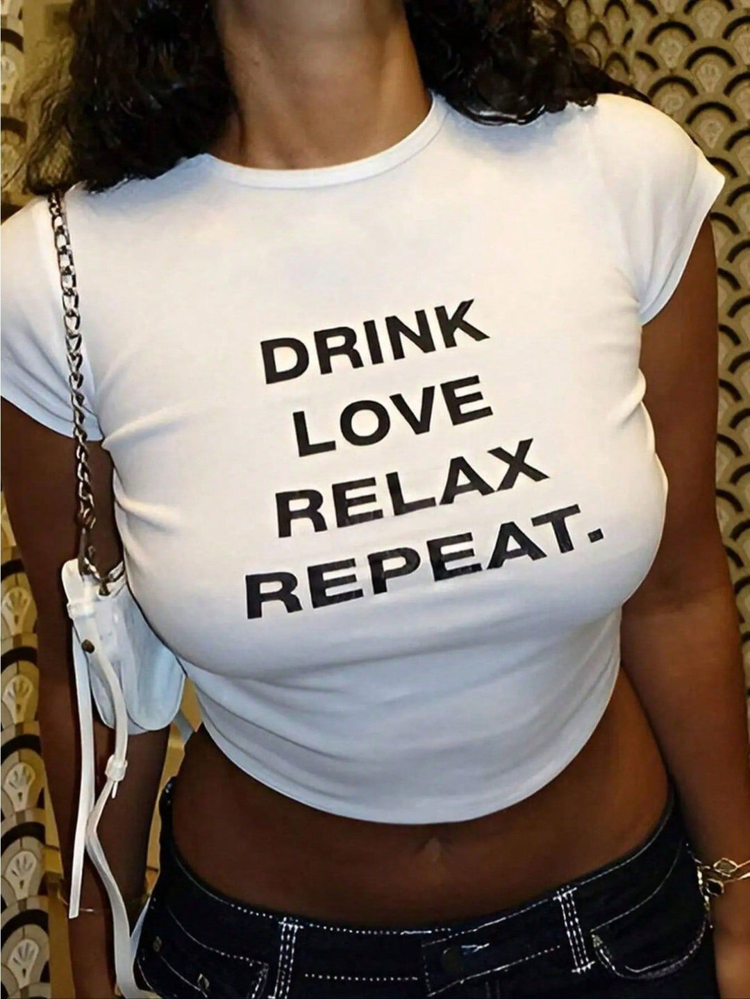 Damen Crop-T-Shirt mit inspirierendem Schriftzug und lässigem Schnitt Echo Archiv