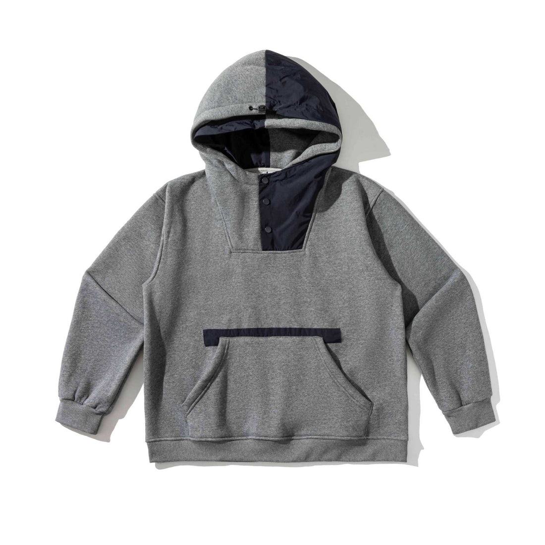 Unisex Oversize Kapuzenpullover mit technischem Frontpanel und Kängurutasche Echoarchiv
