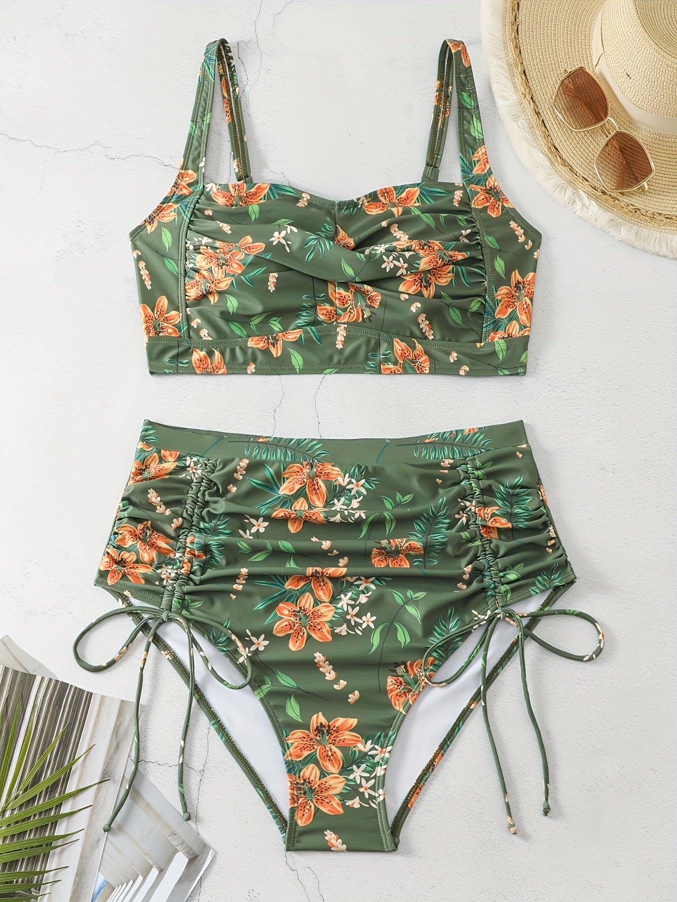 Damen Hochgeschnittener Bikini mit Raffung Echo Archiv
