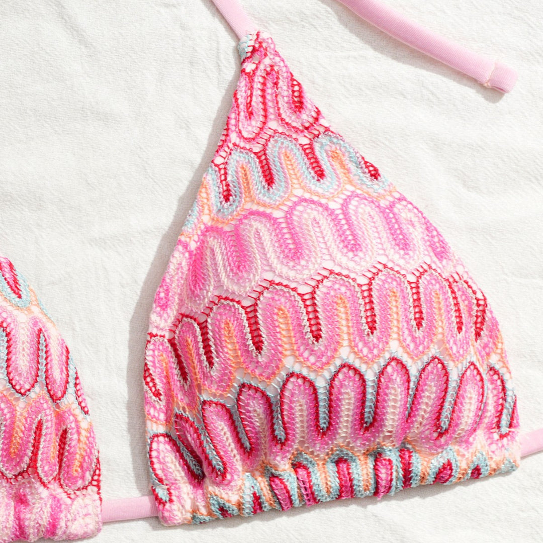 Damen Triangel-Bikini mit Raffinierten Knüpfdetails und Passendem Rock Echo Archiv