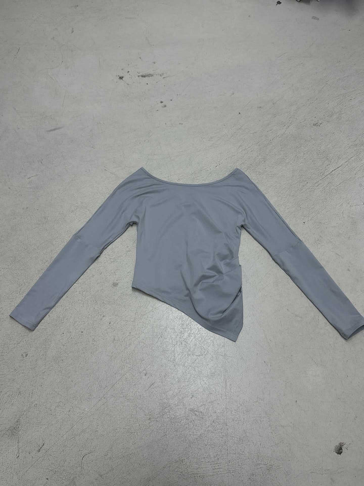 Damen nan asymmetrisches Off-Shoulder Langarmshirt mit seitlicher Raffung und schräger Saumlinie Echo Archiv